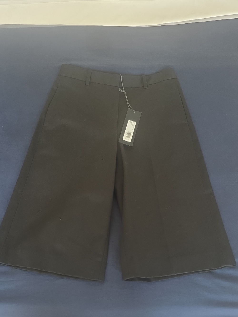 Nili Lotan Black Ezra Shorts NWT size 4